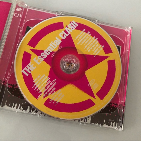 THE ESSENTIAL CLASH - 2 DISC CD - 2003 SONY MUSIC - Picture 3 of 6